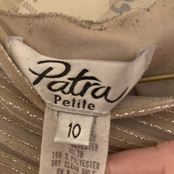 2-piece Tan special occasion Gown - Picture 5 of 9